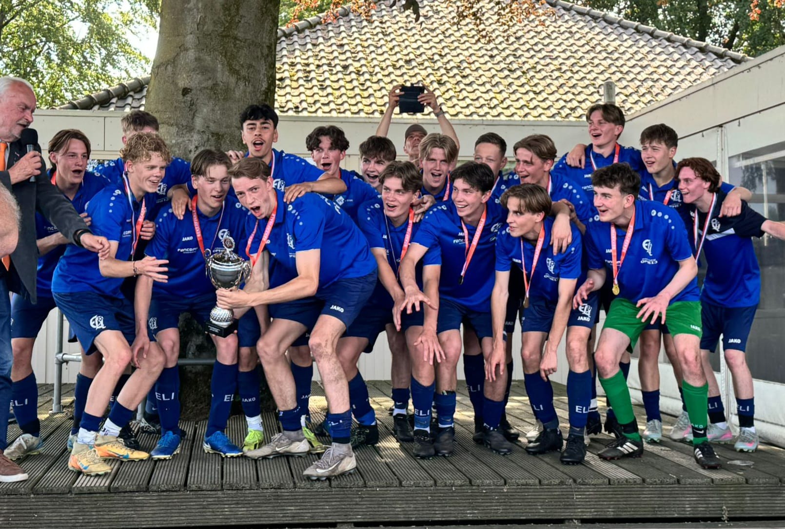 Historische bekeroverwinning voor ELI-JO19-1